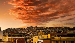 Antananarivo, capitale de Madagascar : quartiers, configuration de la ville, habitants