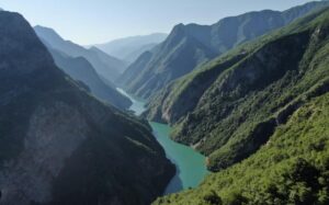 Où faire du trekking et de la randonnée en Albanie ?